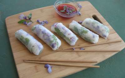 Redbud & wisteria flower spring rolls